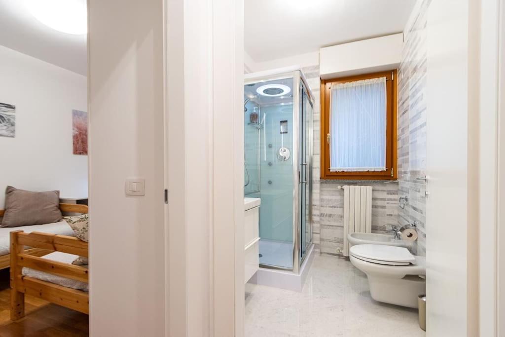 Wraparound Lake Views Bellavista Residence Campione dʼItalia Екстериор снимка